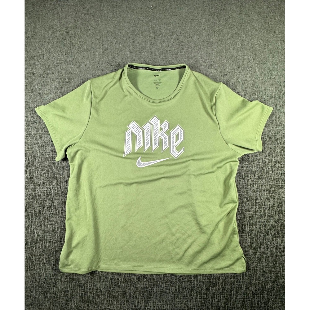 Nike Running‎ Division Dri-FIT Graphic T-Shirt Sage Green Womens XL